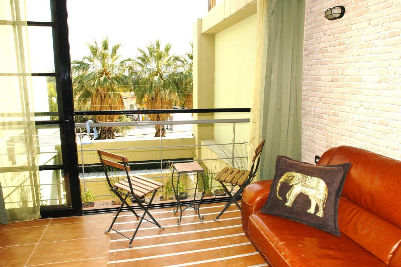 "Green Apartment" Close To Port & Center - Parking Patras Eksteriør billede