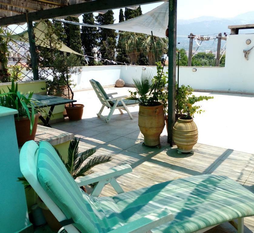 "Green Apartment" Close To Port & Center - Parking Patras Eksteriør billede