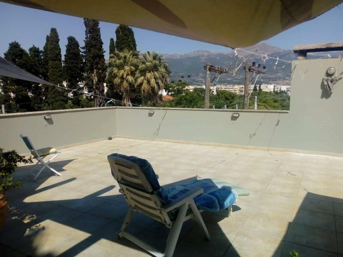 "Green Apartment" Close To Port & Center - Parking Patras Eksteriør billede
