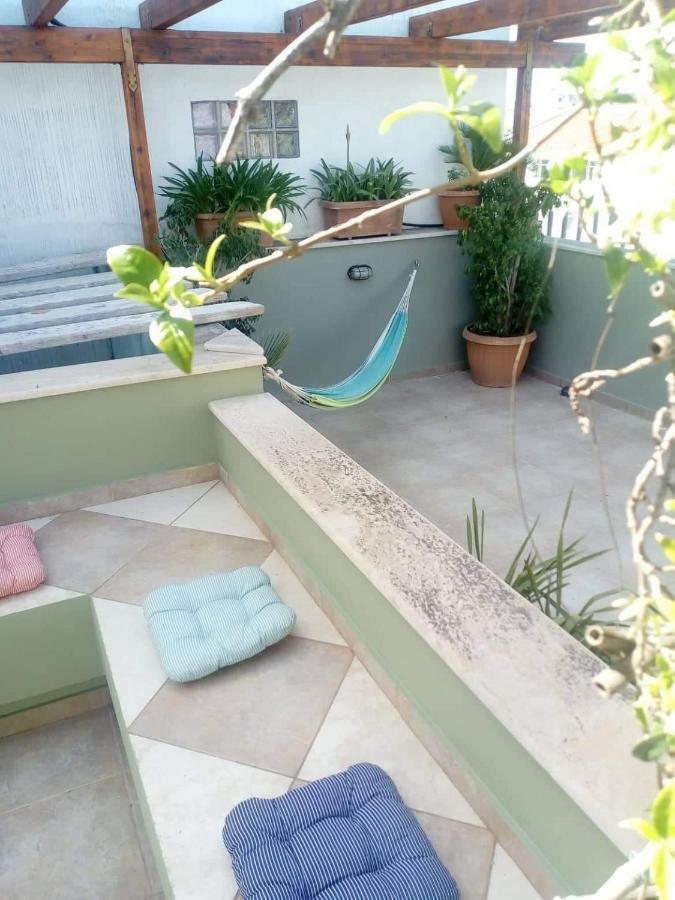 "Green Apartment" Close To Port & Center - Parking Patras Eksteriør billede